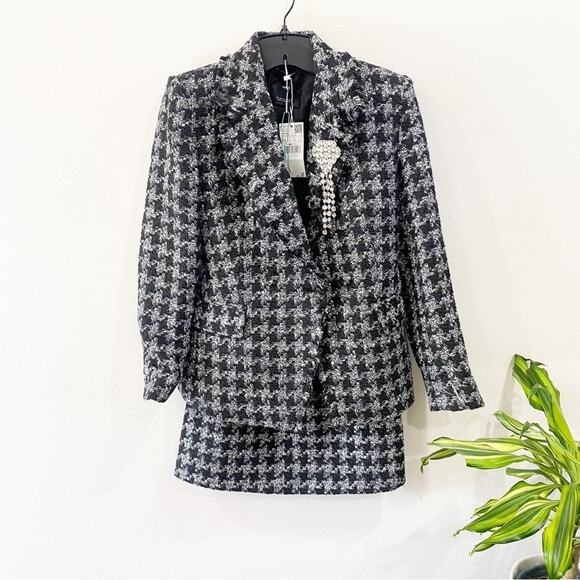 Mango Americana Twee Academia Houndstooth With Brooch Tweed Jacket and Skirt - Picture 4 of 14